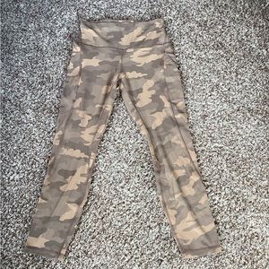 Brown camouflage leggings